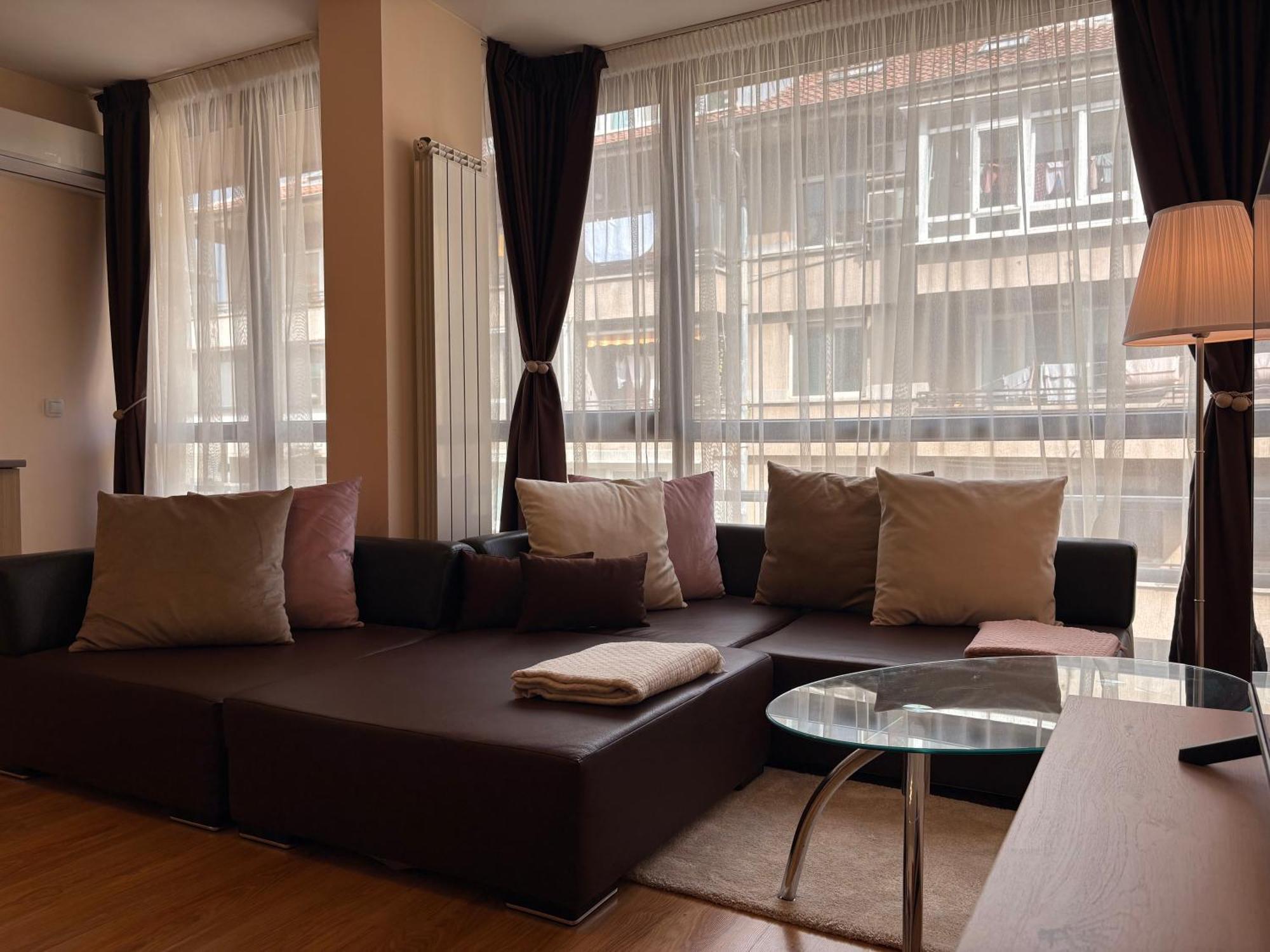 Apart-tundzha Apartemen *